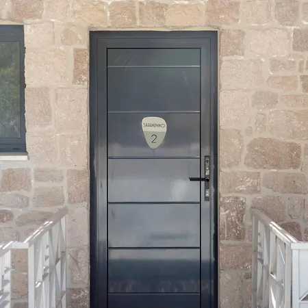 Zefyria Luxury